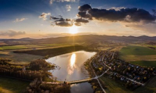 Ismerkedés a faluval